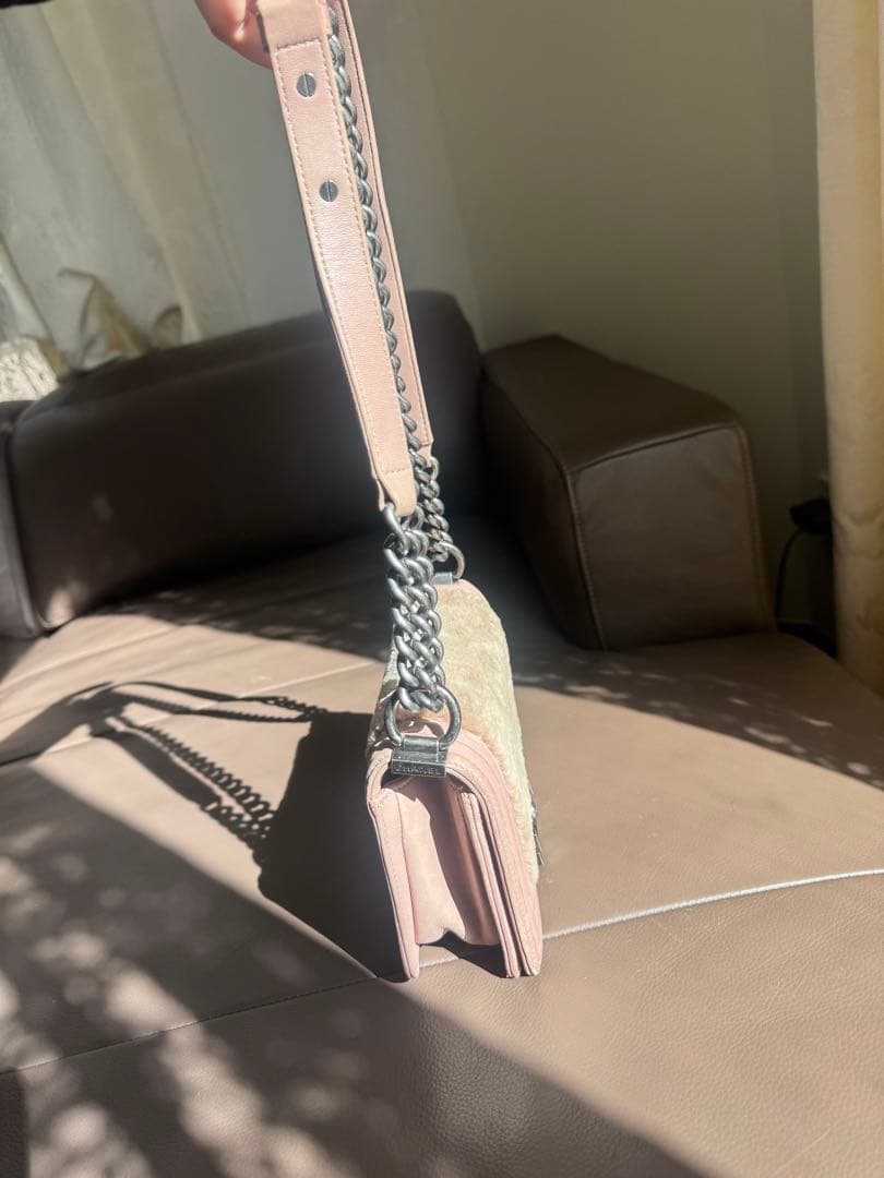 CHANEL ミニボーイ ピンク チェーンショルダー 裸品 使用感あり - メルカリ