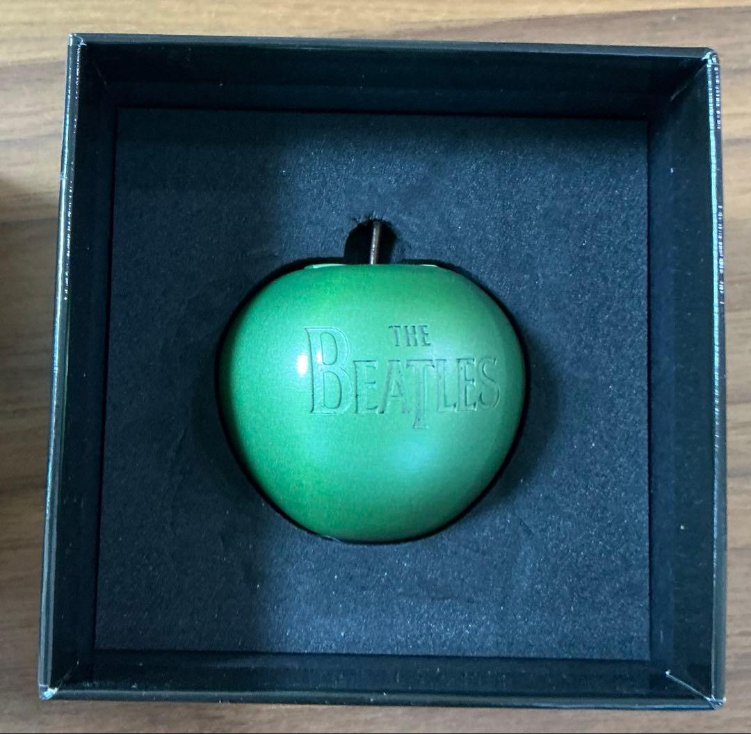 ザ・ビートルズBOX(限定生産品)(USBメモリ) - メルカリ