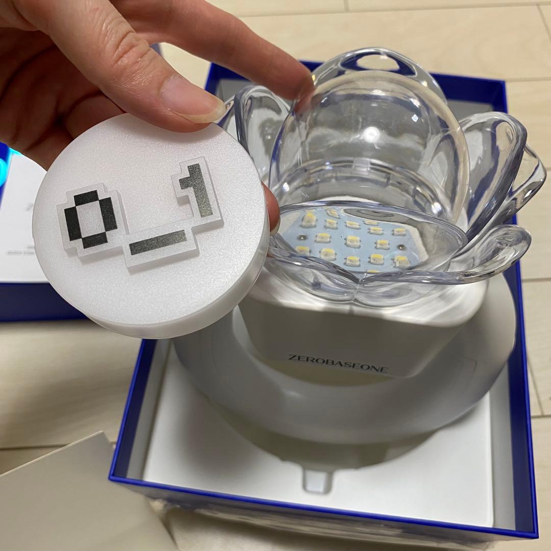 新品未使用 ZB1 ゼベワン ペンライト トレカセット付 ゼベワン ペンラ