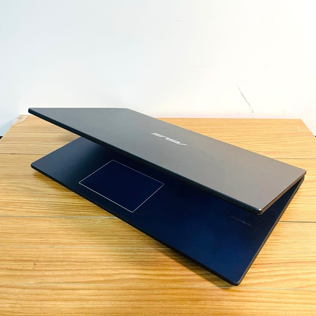 設定済み2022モデル薄型ASUSノートパソコンSSDwin11オフィスカメラ