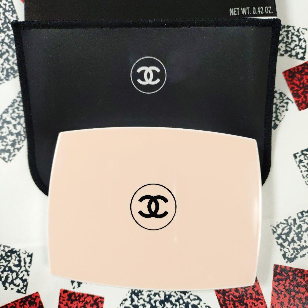 シャネル ルブラン ブライトニング コンパクト BD01ファンデーション