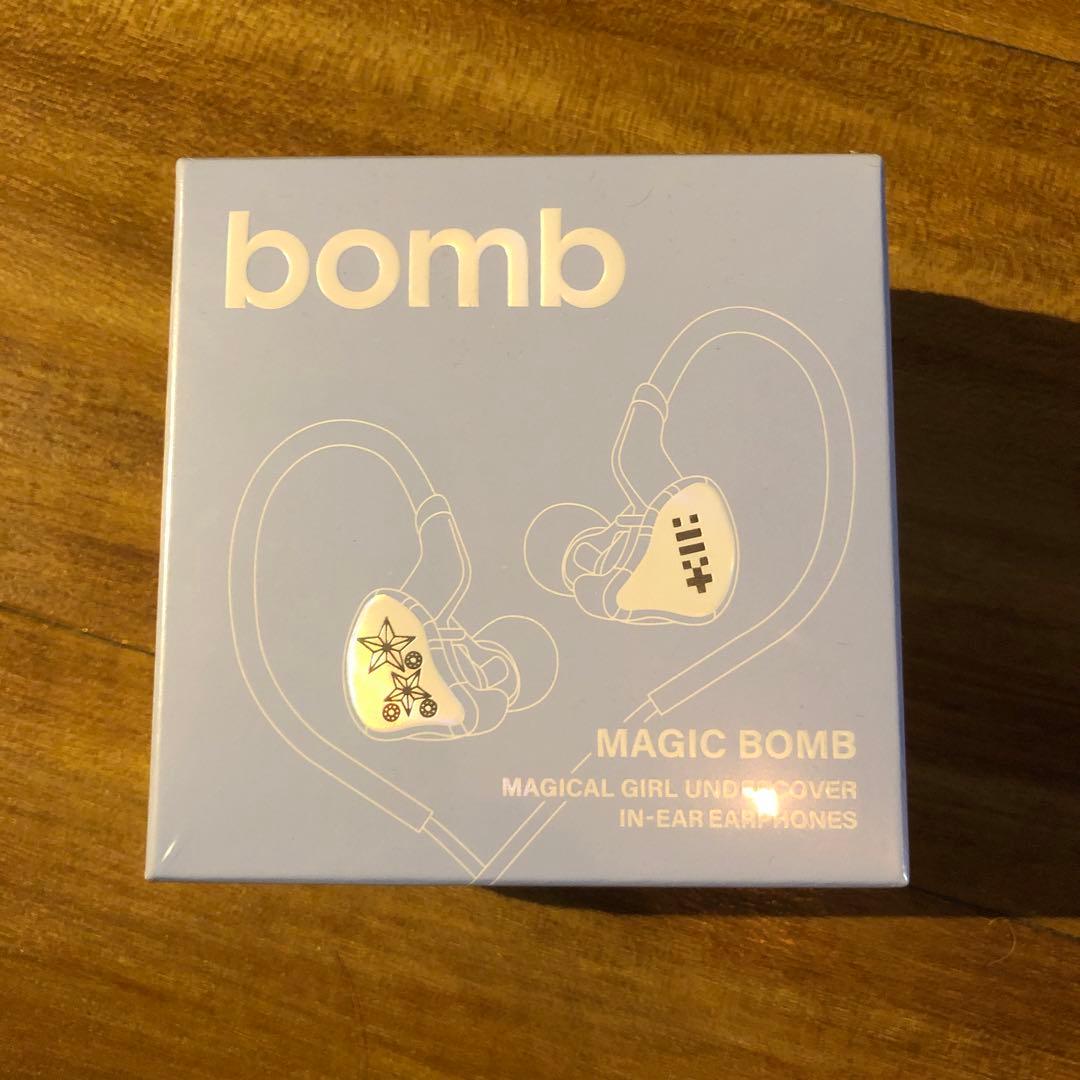 新品未開封】ILLIT bomb MERCH ver. イヤホン イヤモニ風 - メルカリ