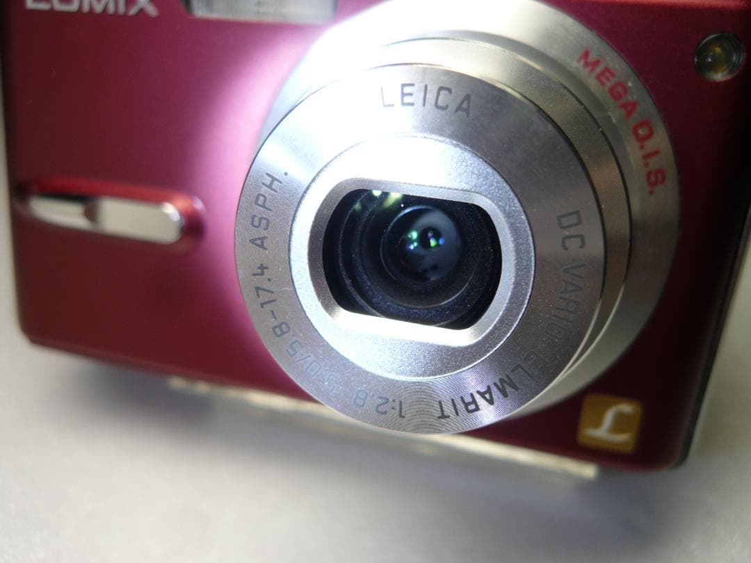 LUMIX☆DMC-FX9⭕️箱入完品⭐️極美品⭕️安心の実働品☆えんじ色