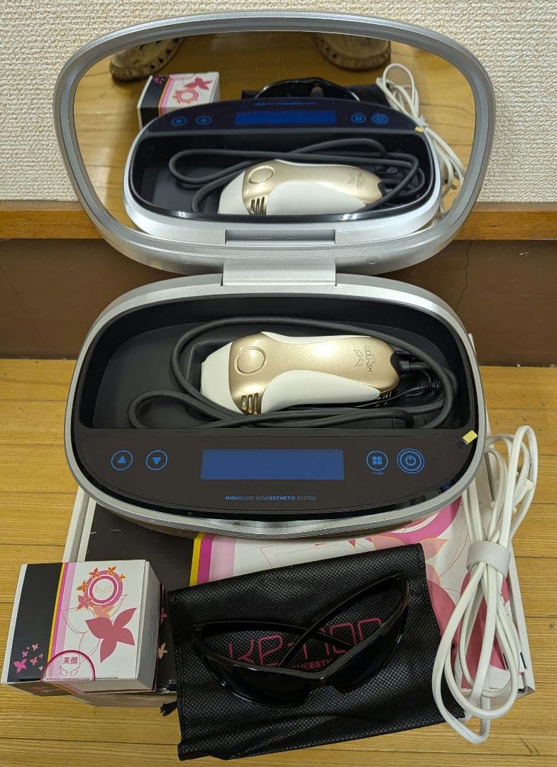 《リユース美品！》ケノン フラッシュ式脱毛器 美顔器ver:7.2