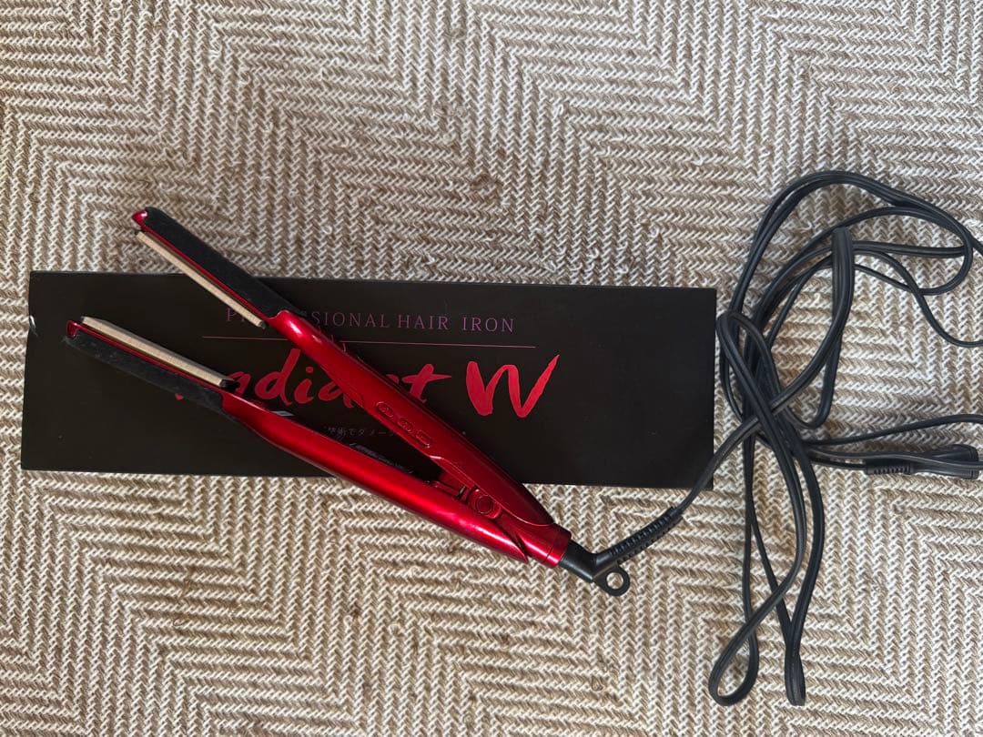 Radiant ストレートヘアアイロン　18㎜ radiant（ラディアント） 18mm ヘアアイロン ストレート プロ仕様