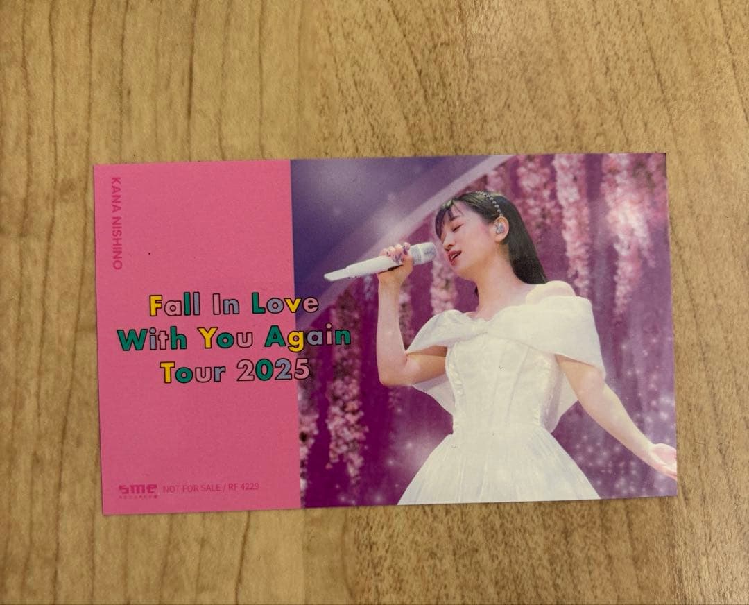 西野カナ カードサイズステッカー - メルカリ