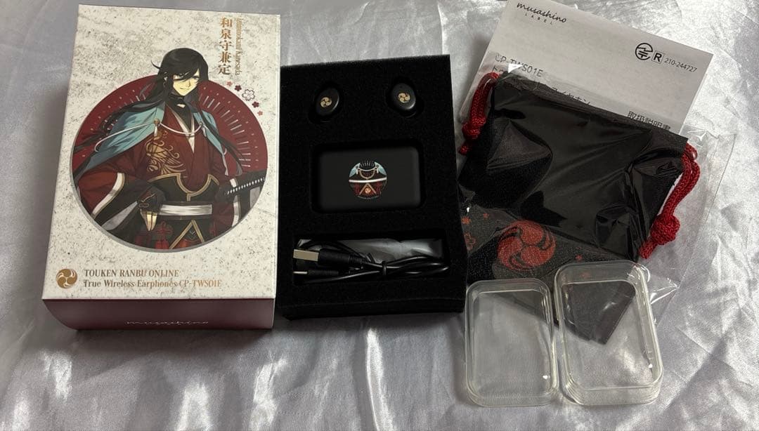 刀剣乱舞 和泉守兼定 CP-TWS01E トゥルーワイヤレスイヤホン 大人気ブラウザ＆アプリゲーム『刀剣乱舞ONLINE』から録り下ろしボイス