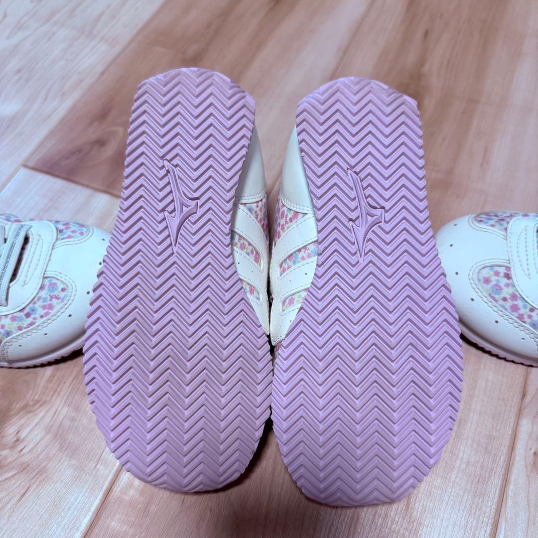 19.5cm Mizuno ミキハウス　コラボ　花柄スニーカー ホワイト/ピンク