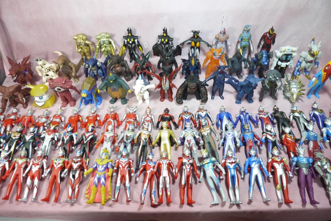 ウルトラヒーローシリーズ500　ウルトラ怪獣シリーズ500　ソフビ　94体 ウルトラセブン ウルトラヒーロー500 ウルトラ怪獣500 ソフビ - メルカリ