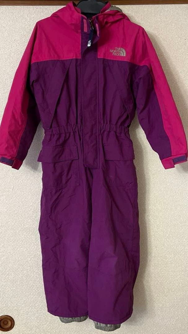THE NORTH FACE 子ども用 ジャンプスーツ 紫/ピンク ノースフェイス ジャンプスーツ ピンク 防寒 手足覆える 冬対策