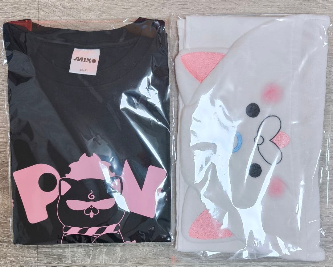 ホロライブ さくらみこ 活動7周年記念 35Pフード付きタオル＆えり～とT