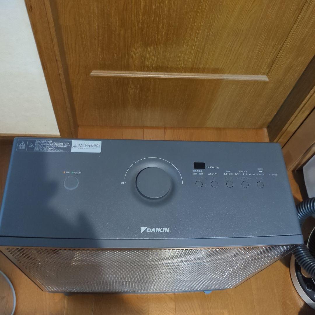 ガーベラ様ダイキン ハイブリッドセラムヒート MRH135AS-H 2024年製