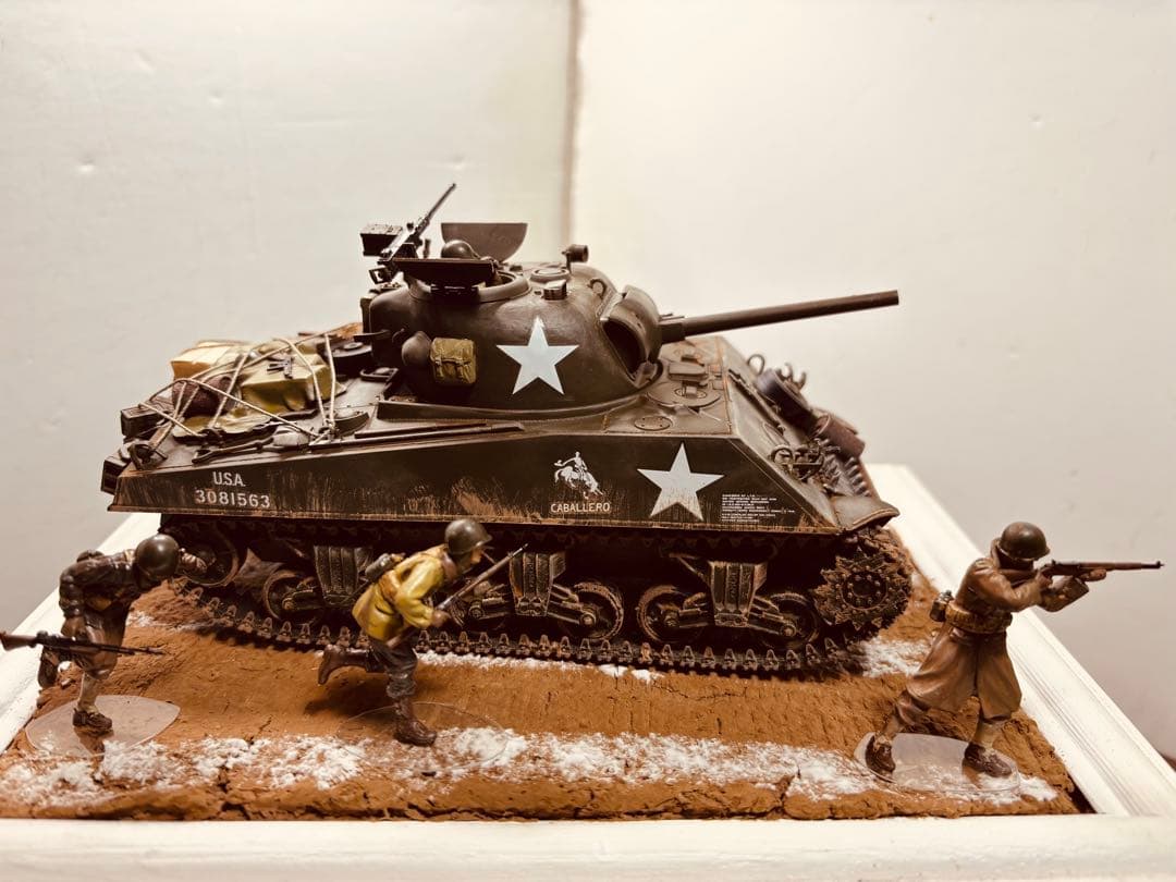 M4 A3シャーマン戦車 1/35 スケール ジオラマ - メルカリ