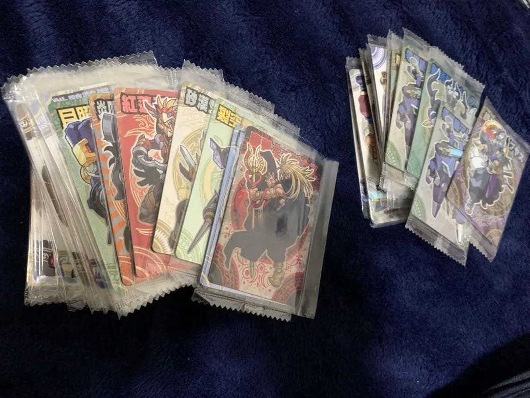 専用解除、遊戯王やデュエマ など8種類‼️弟の大量引退品（レア400枚