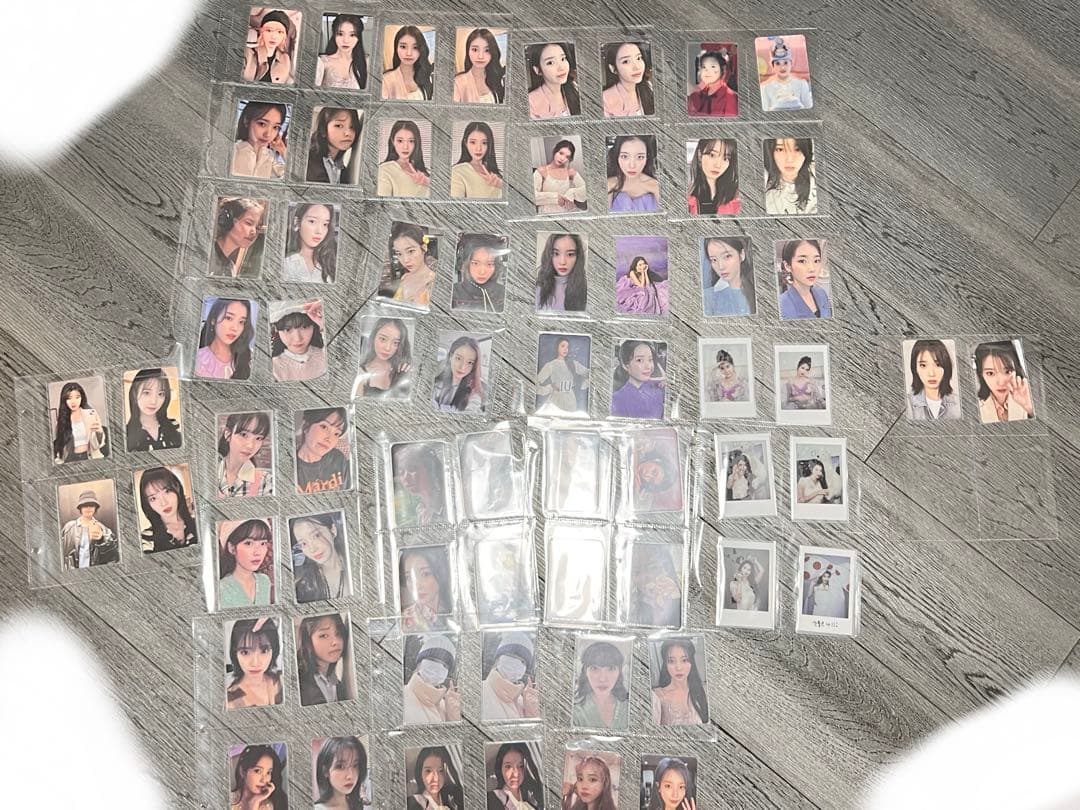 iu トレカ66枚セート ワンピースカードゲーム シングルトレカ入荷しました。 特価品も少し