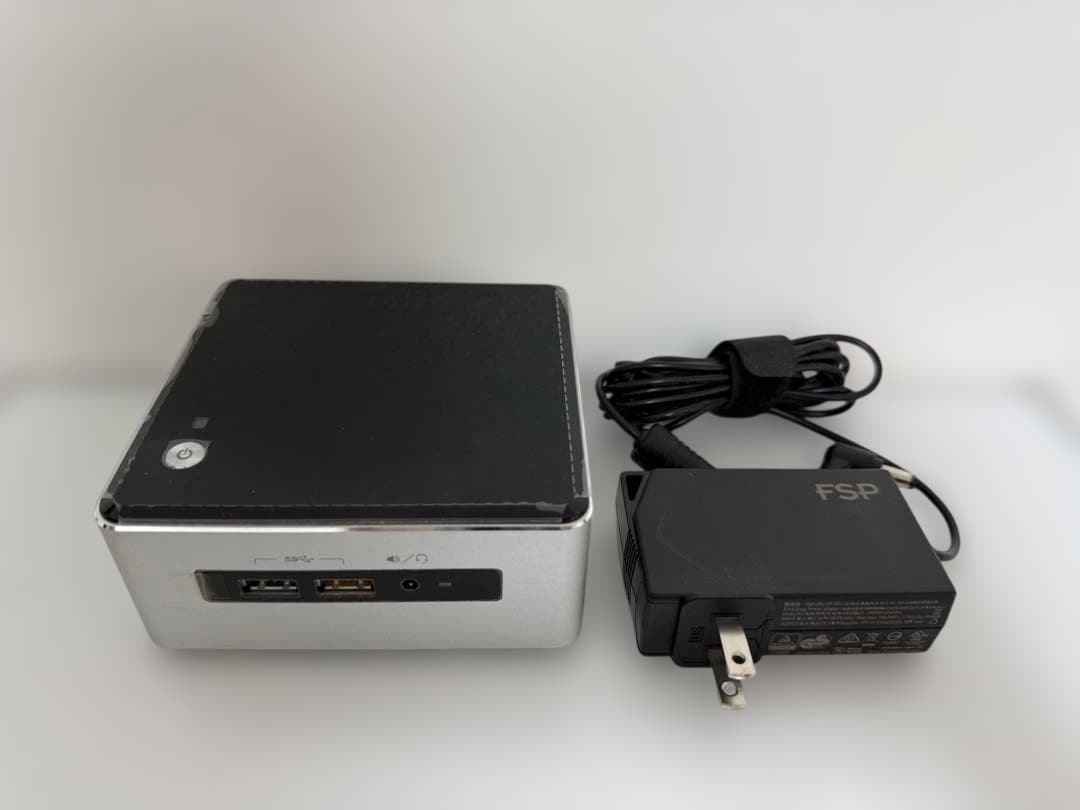 intel NUC6i5SYH ミニPC デスクトップ　PC 超小型 PC の Intel NUC6i5SYH の実力