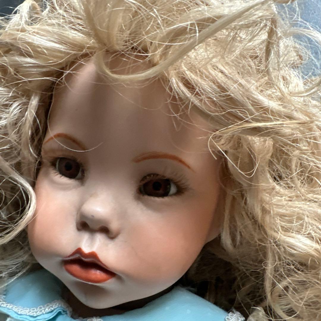 瞬間的お値下げ‼️ビスクドールHILARY OIANNA EFFNER1987