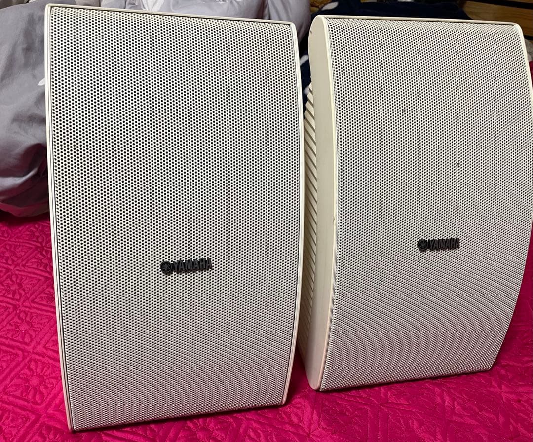 YAMAHA NS-AW992 設備向けスピーカー１ペア(2個) Amazon | ヤマハ YAMAHA 全天候型スピーカー 小型設備用取付金具付