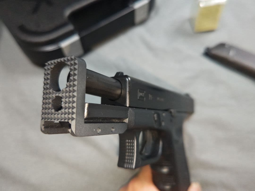 東京マルイ GBB グロック 19 STANDOFFカスタム ガンケース付き