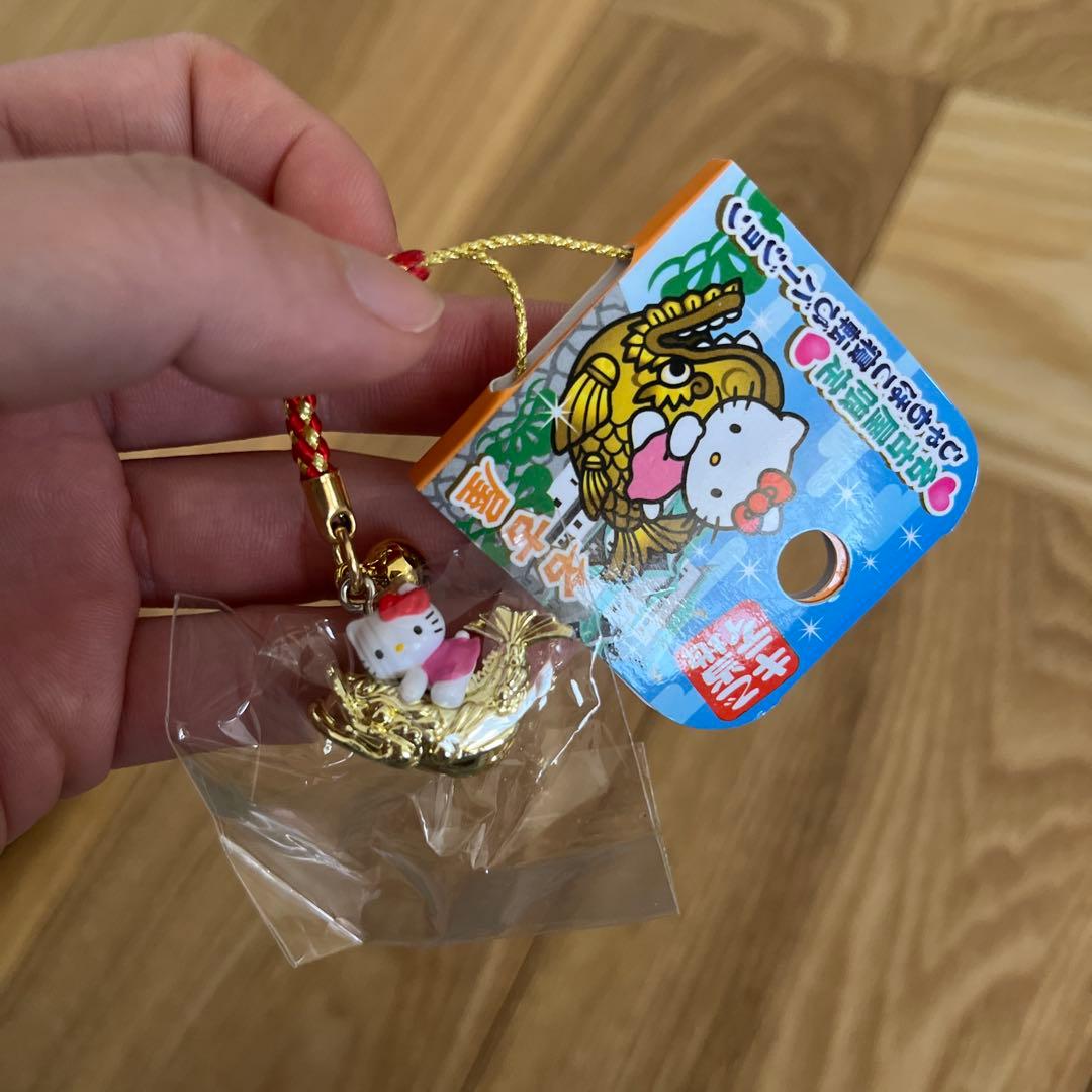 ご当地キティ 根付け キーホルダー2 - メルカリ