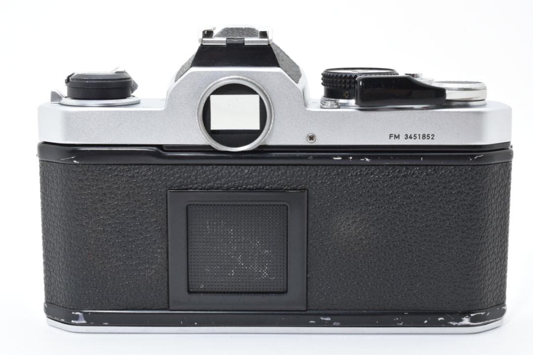 美品 NIKON FM シルバー フィルムカメラ モルト新品交換済 H025 - メルカリ