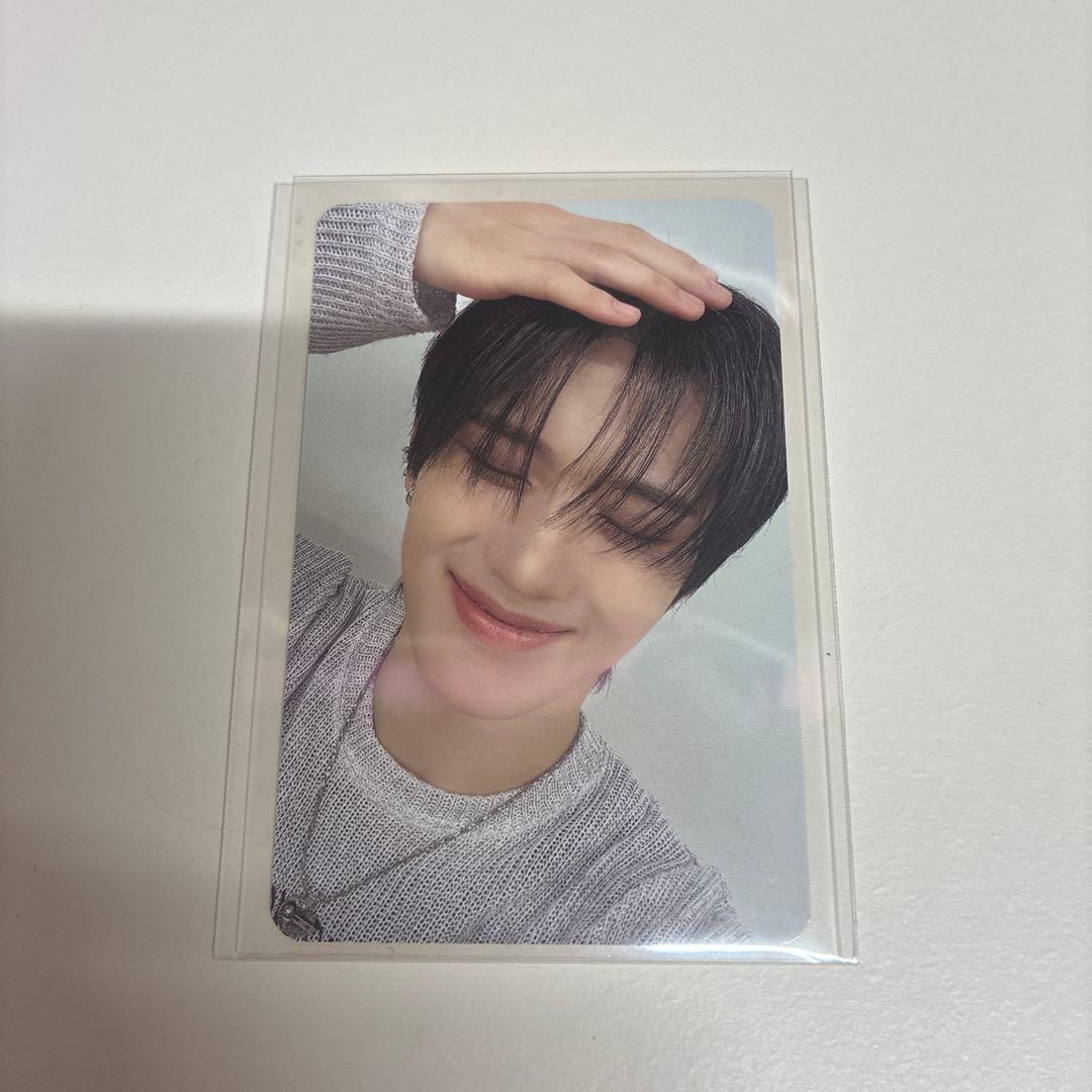 NouerA ギヒョン New is Now MAKESTAR 特典 両面トレカ - メルカリ