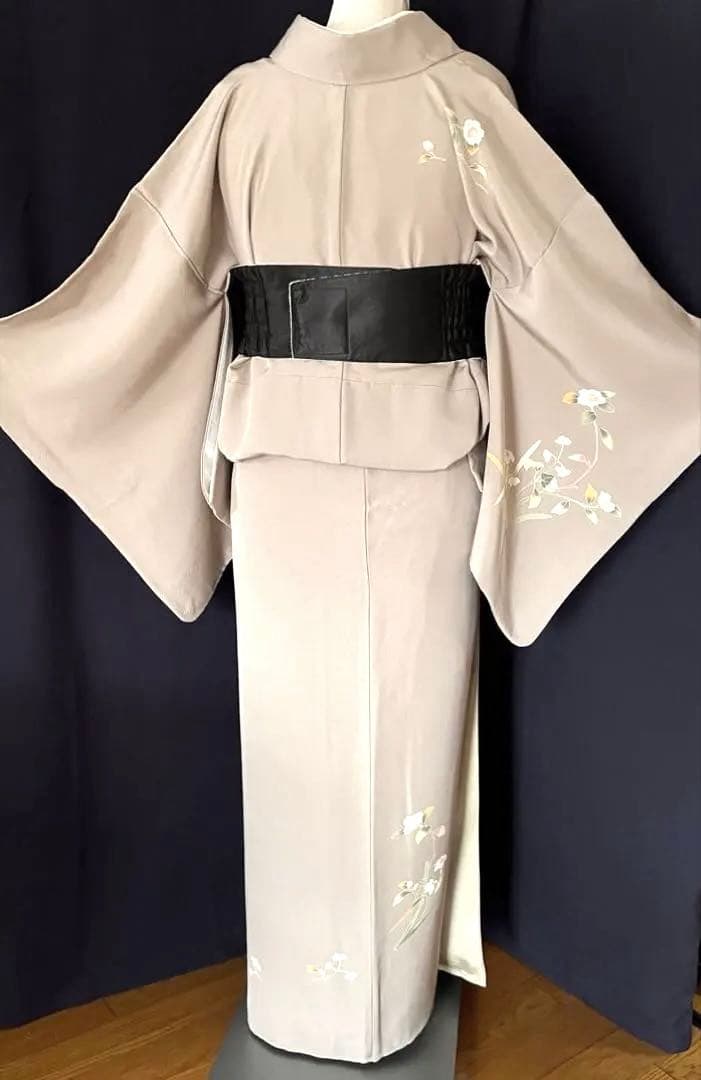 訪問着】京加賀友禅 松本健一 優美な手描き友禅 亜麻色 ＋ 身幅直し