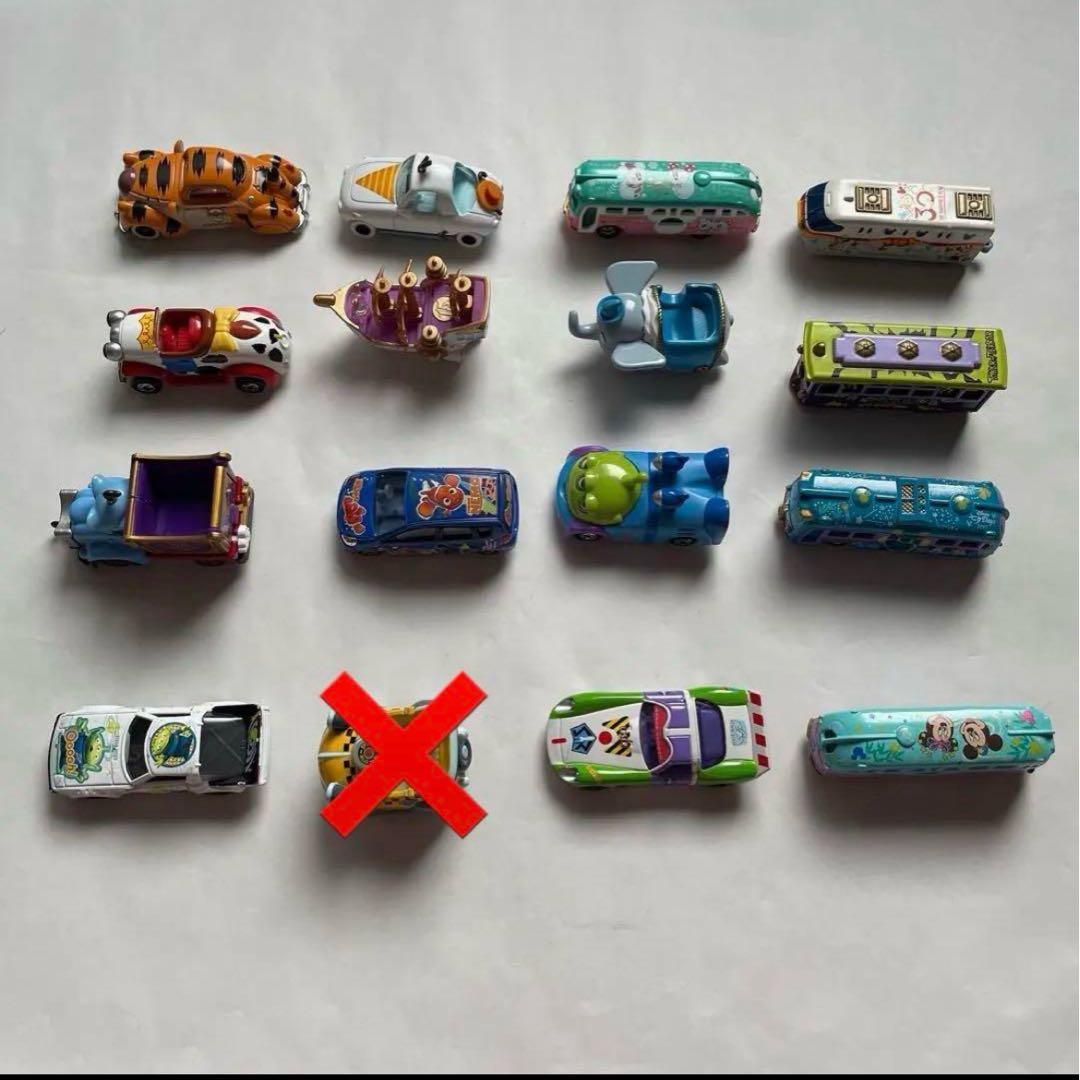 ディズニー　ミニカー　セット Amazon.co.jp: カーズ Cars クルーズ・ラミレス ライトニング