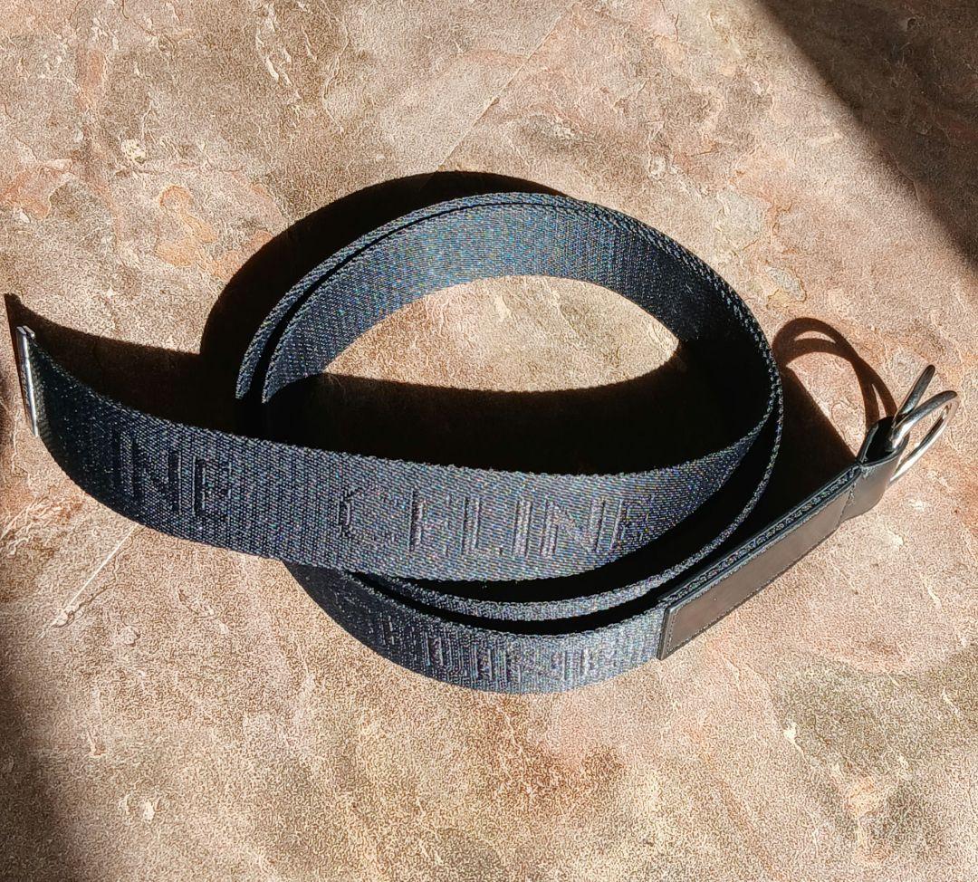 セリーヌ ダブルリングベルト 女子もOK！ギフトにも CELINE ミディアム ダブルリングベルト (CELINE