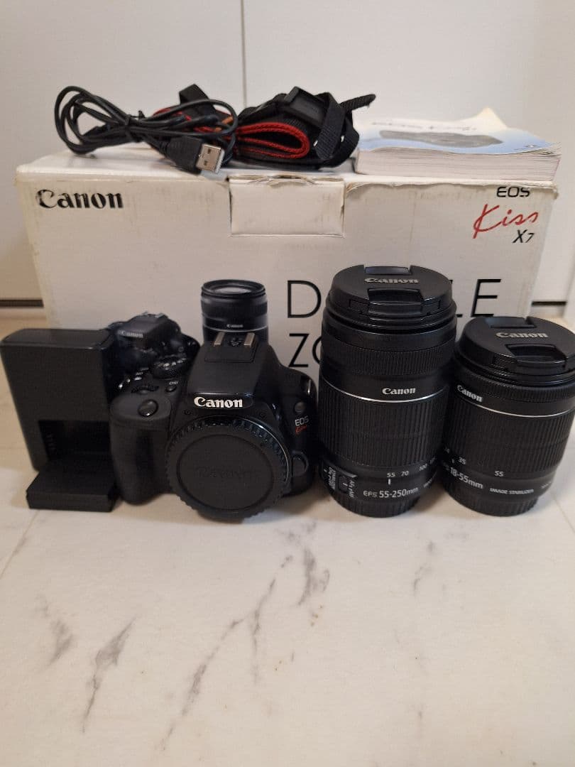 【週末限定お値下げ中！】Canon Kiss X7 デジタル一眼レフカメラ EOS キヤノン デジタル一眼 CANON Kiss X7 ホワイト レンズキット 中古