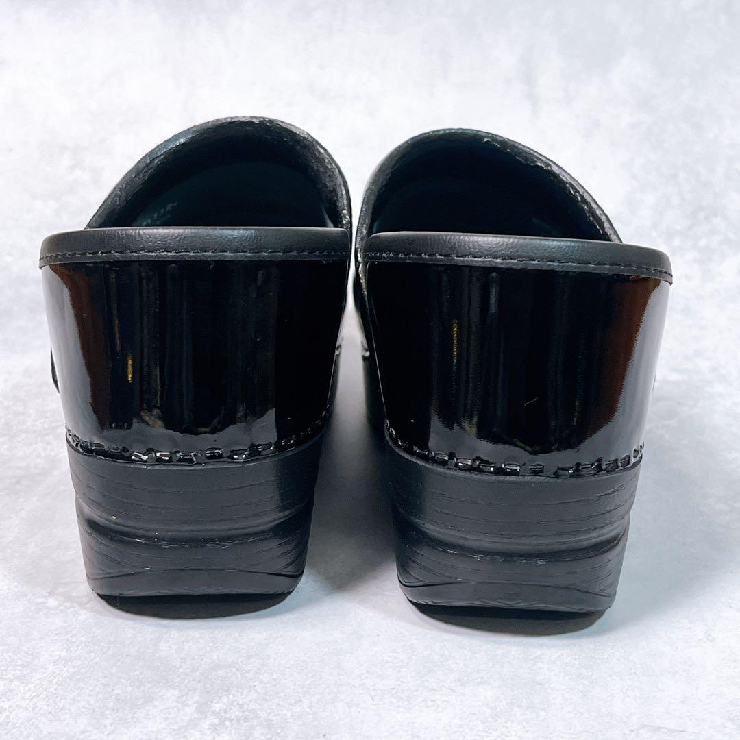 ダンスコ】サボサンダル (37) プロフェッショナル パテント 厚底