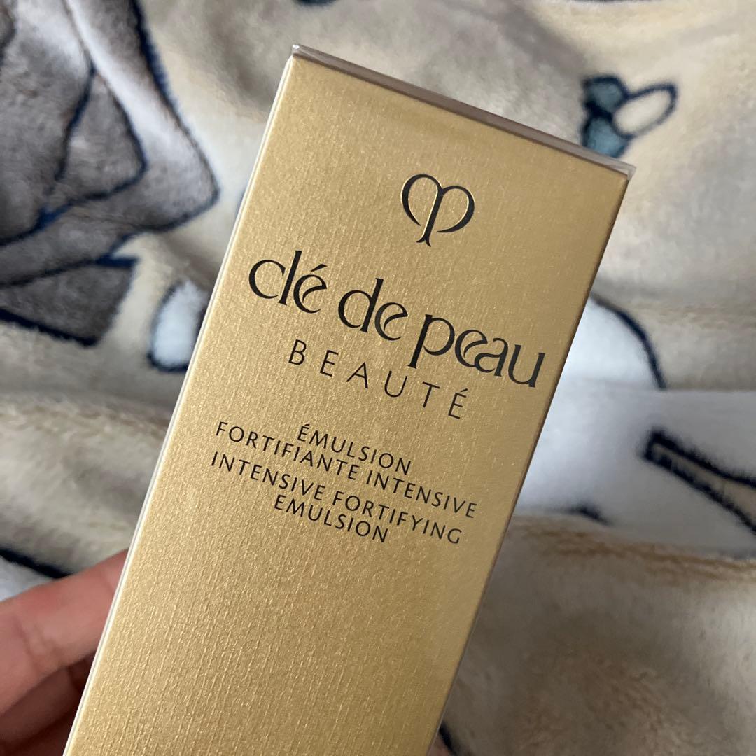 クレ・ド・ポー ボーテ エマルションアンタンシヴn 125mL エマルションアンタンシヴ(ニュイ) / クレ・ド・ポー ボーテ(乳液