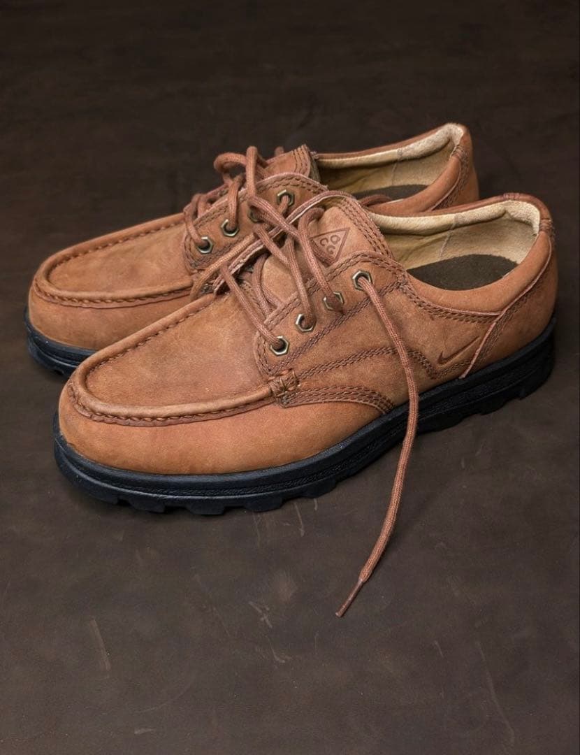 靴 NIKE ACG AIR CAIRNGORM US8 NIKE ACG AIR CAIRNGORM US8 - メルカリ