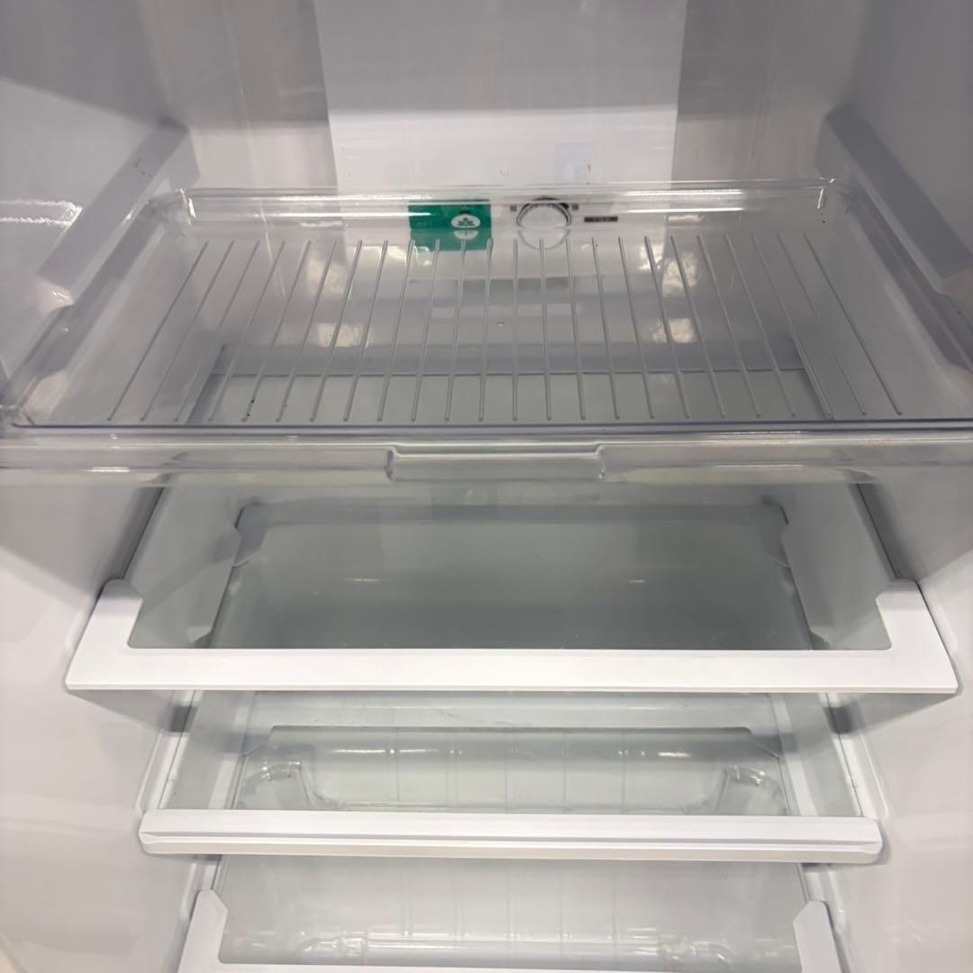 683 大きめサイズ 同棲向け 冷蔵庫 小型 大型 200L強 美品 半年保証付