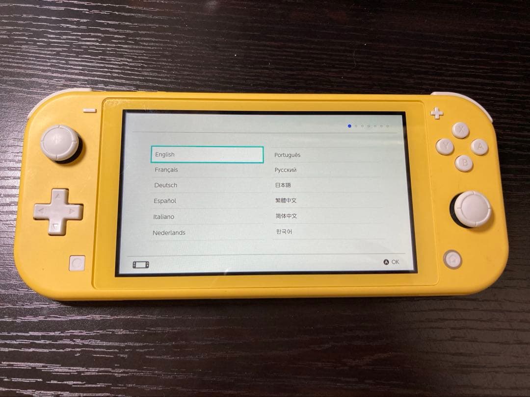 Nintendo Switch Lite イエロー 純正アダプター付 Nintendo Switch Lite イエロー 本体 ACアダプター付き - メルカリ