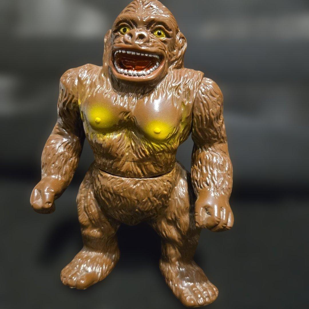 ソフビ ジャイアントゴリラ マルサン - メルカリ