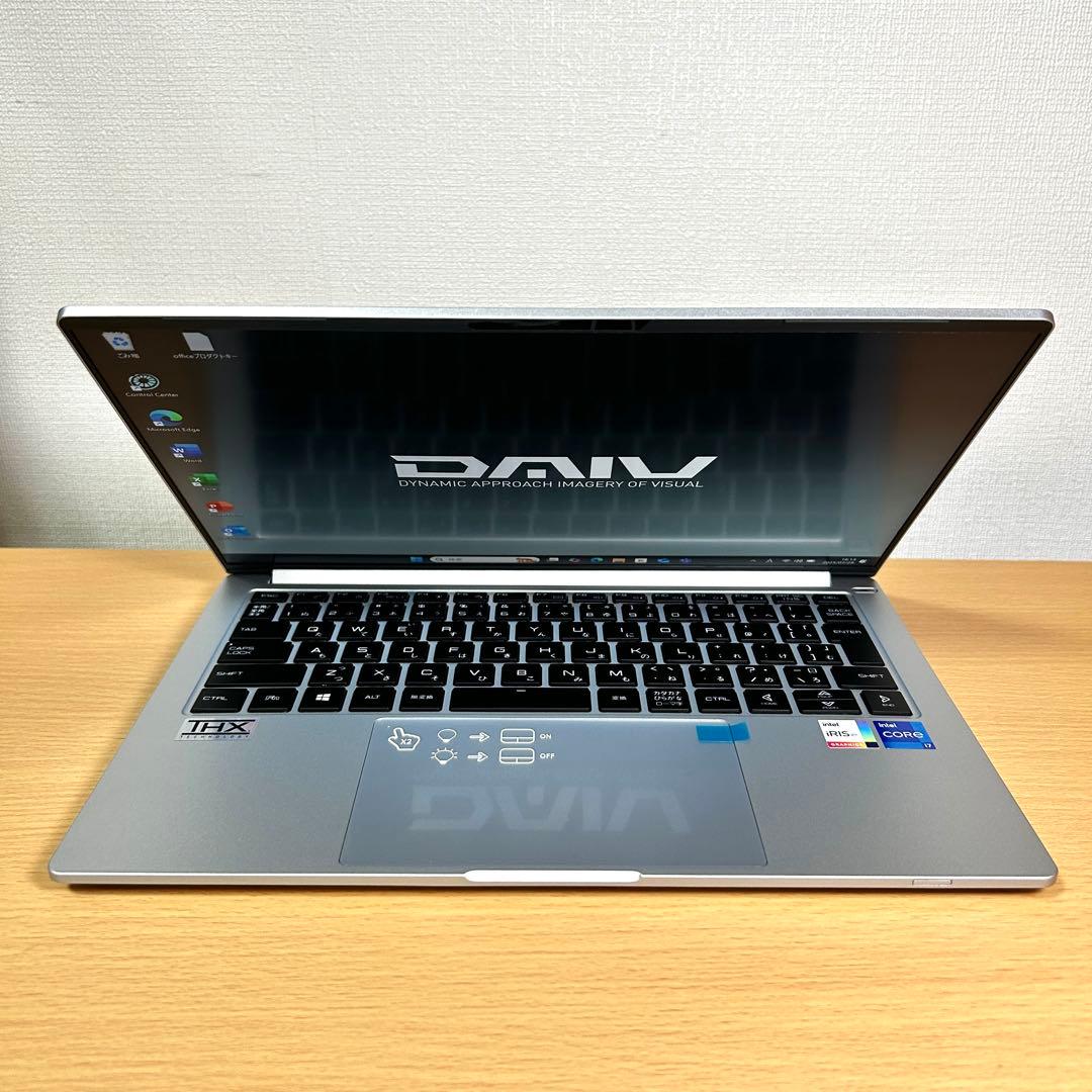 美品 マウスコンピューター DAIV 4P i7 512GB 32GB 14型
