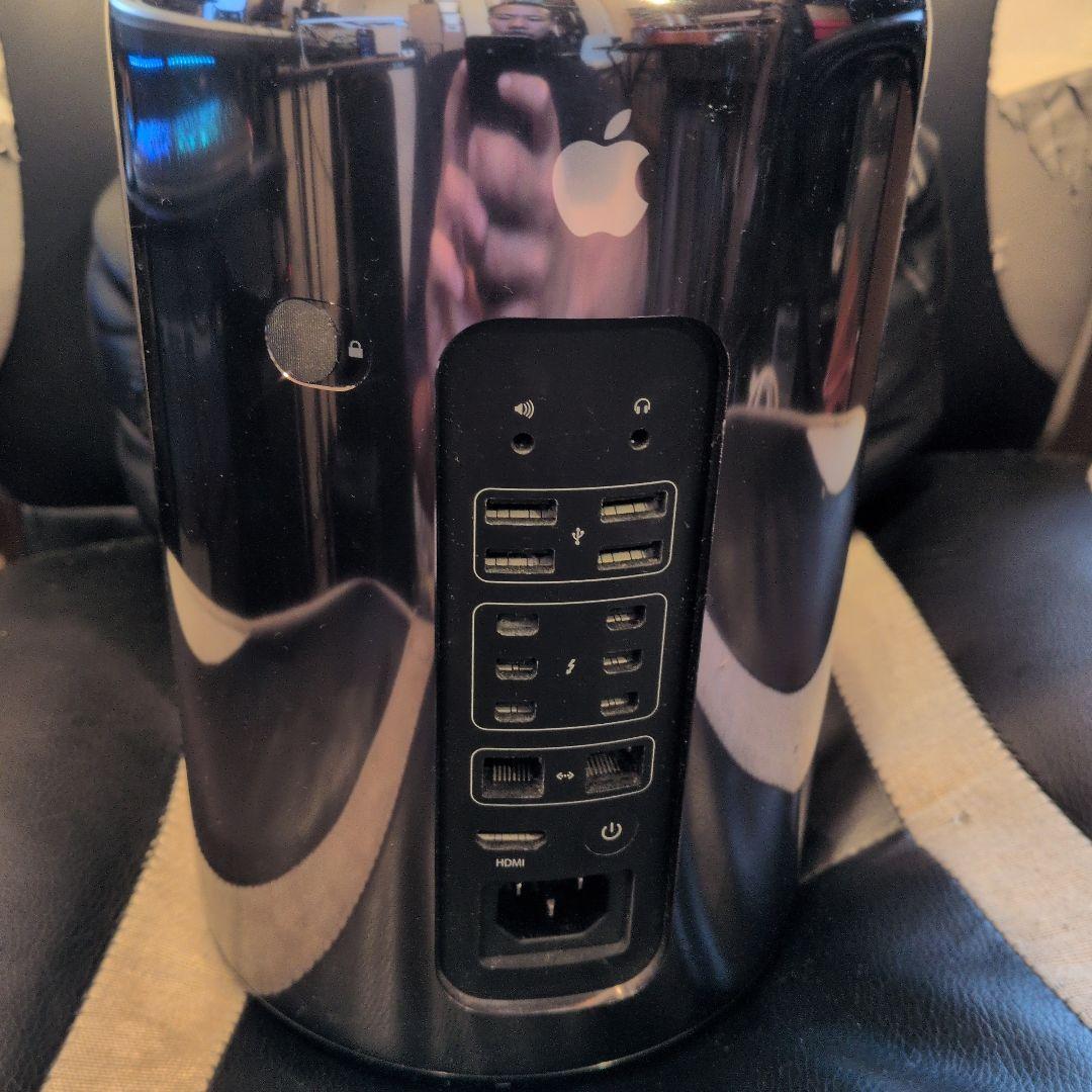 Apple Mac Pro (Late 2013) 本体 Apple Mac Pro Late 2013 - MD878LL/A - 6-Core 3.5GHz - 16GB - 256GB