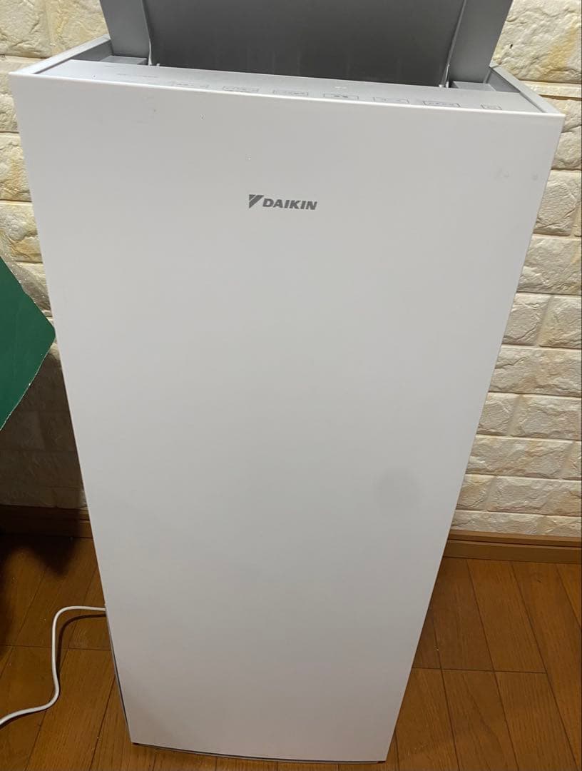 【訳あり】DAIKIN ダイキン　加湿空気清浄機 MCK70ZE2-W ダイキン（DAIKIN） 空気清浄機 加湿器 加湿ストリーマ空気清浄機