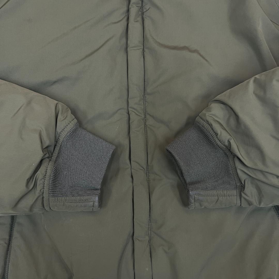 《美品》ザノースフェイス リバーシブル ダウンジャケット メンズ 95 (M)