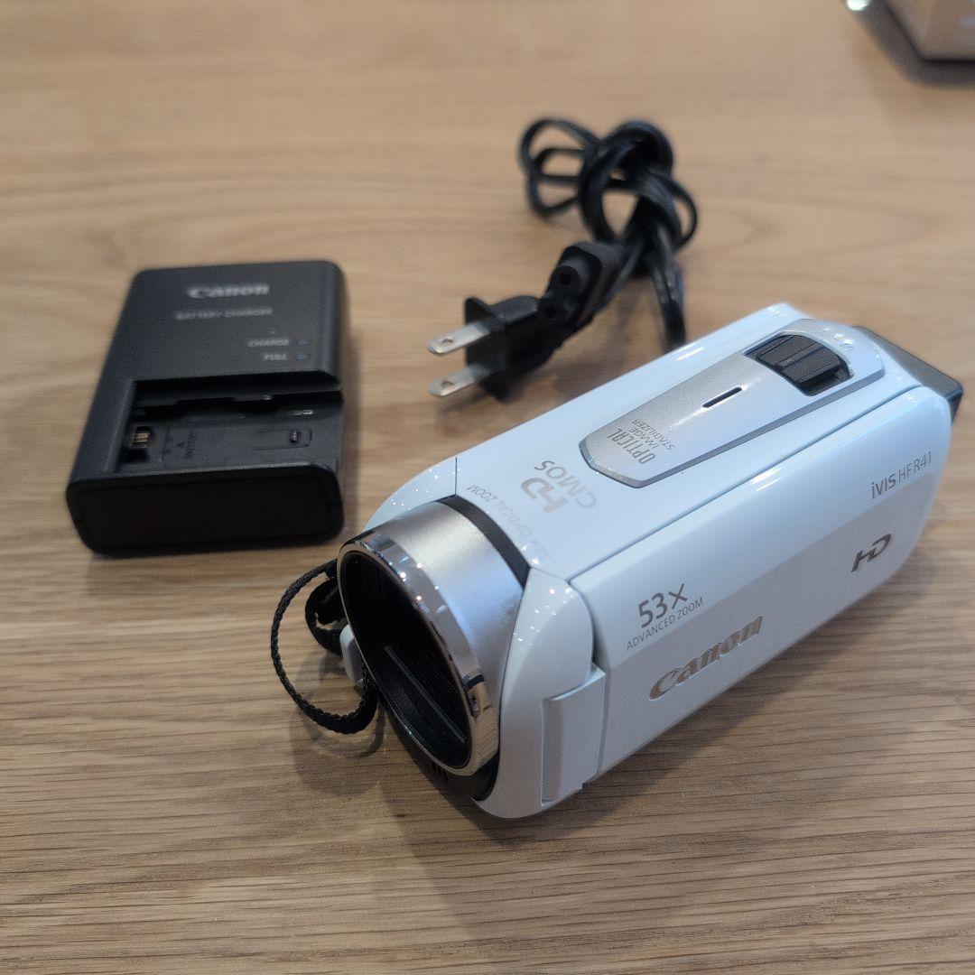 Canon iVIS HFR41 ビデオカメラ本体8GBカード・バッテリー2個付 Canon iVIS HFR41 ビデオカメラ本体8GBカード・バッテリー2個付 Canon