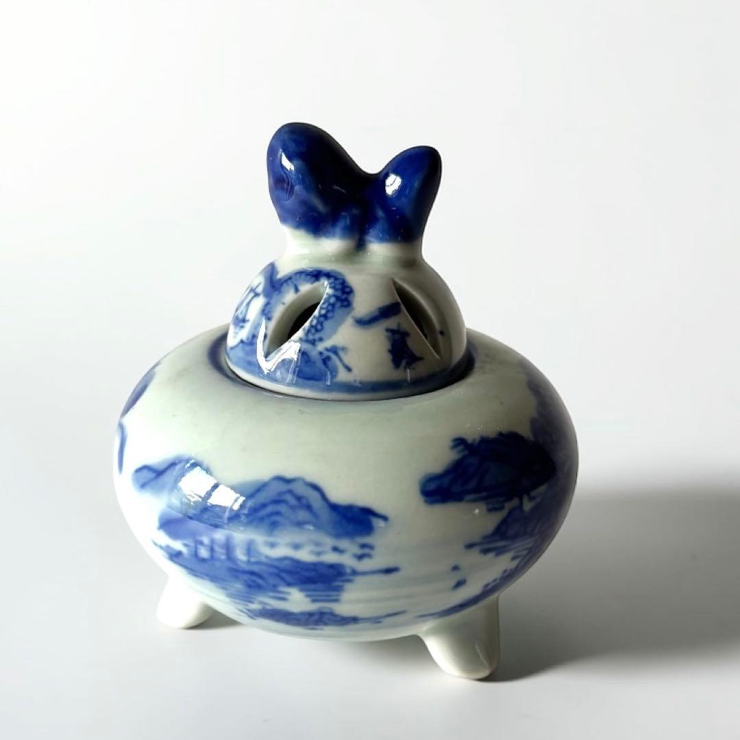 染付 三足 香炉 蓋付き 小壺 透かし 青白磁 中国美術 古陶磁 茶道具