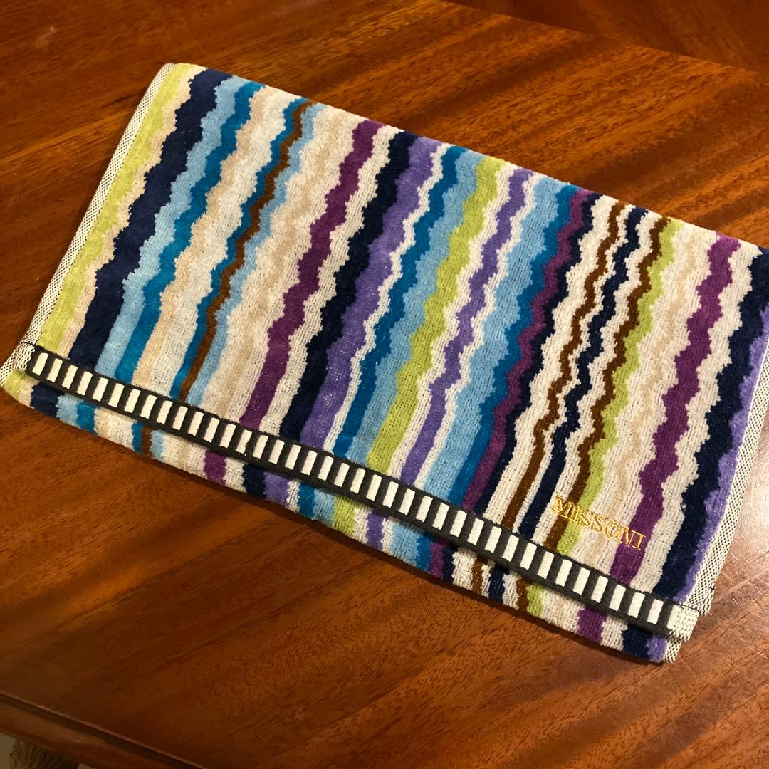 MISSONI マルチカラーフェイスタオル - メルカリ