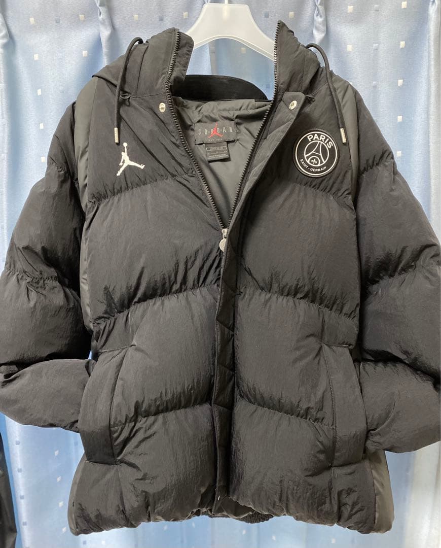 NIKEパリサンジェルマンジョーダンダウン パリサンジェルマン ジョーダン PSG JORDAN ダウンジャケット
