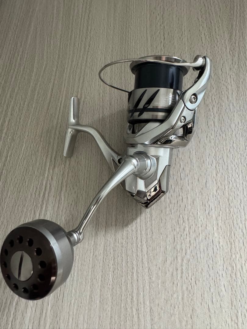 23ストラディック 4000MHG 新品未使用 ハンドルノブカスタム - メルカリ