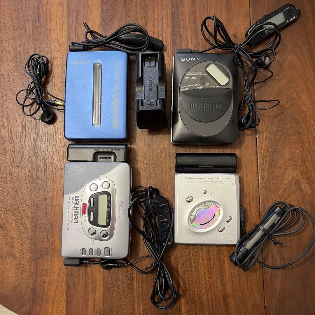 SONY カセットプレーヤー( 4セット) ジャンク Sony Walkman とPanasonic の4台セット ジャンク - メルカリ