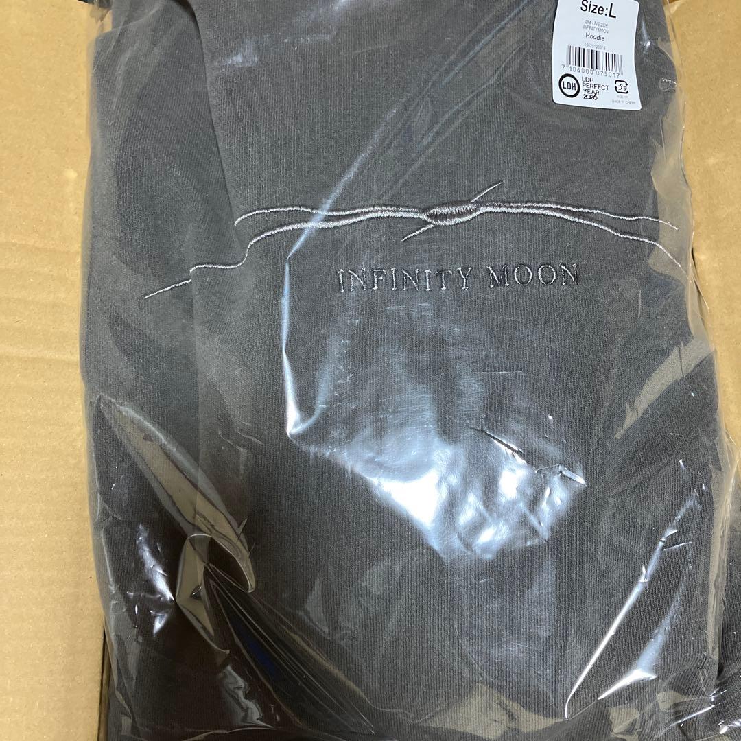 INFINITY MOON HOODIE サイズL ØMI パーカー ツアー INFINITY MOON HOODIE サイズL ØMI パーカー ツアー