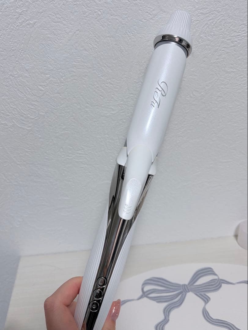 【あさゆー】リファ 2022年製 ヘア アイロン 32mm ホワイト 最新モデル】リファヘアアイロン32ミリ 【公式通販】