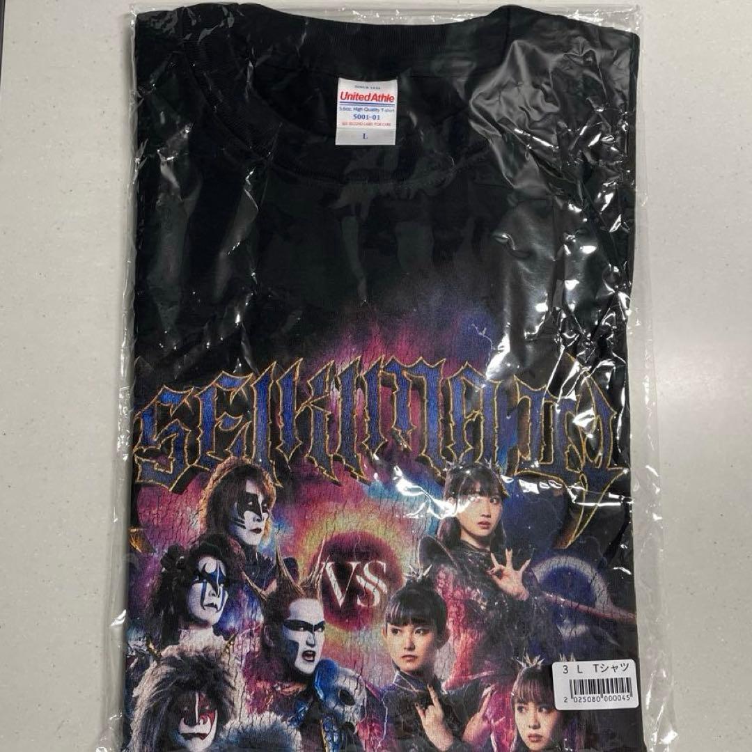 L 聖飢魔II vs BABYMETAL 悪魔が来たりてベビメタる Tシャツ - メルカリ