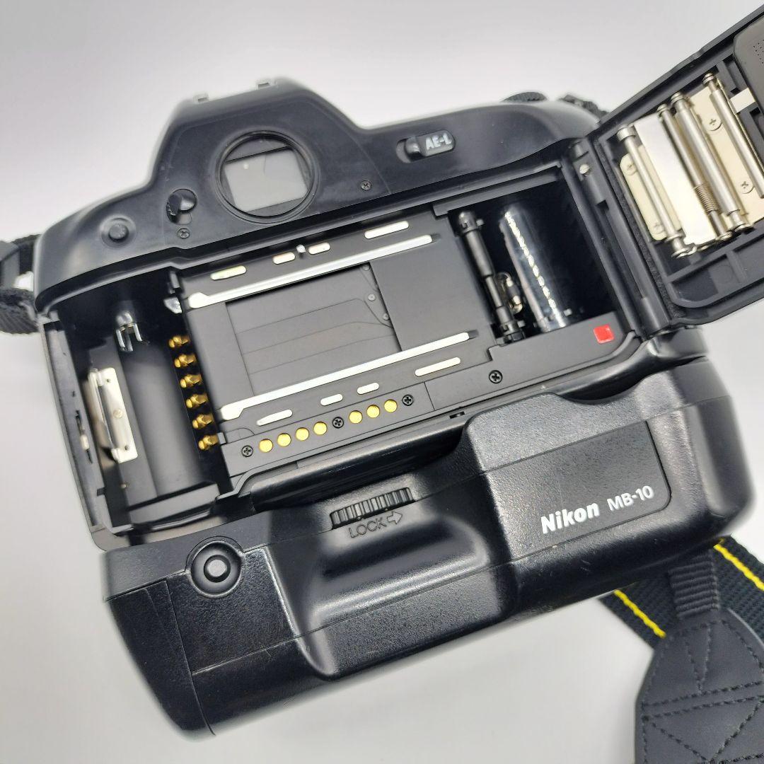 Nikon F90X MB-10バッテリーパック付き - メルカリ